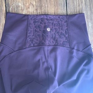 Lululemon 7/8 mesh detail leggings